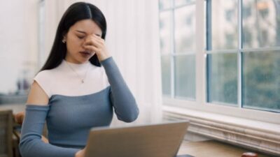 Dampak Gadget Terhadap Kesehatan Mata dan Cara Mengatasinya