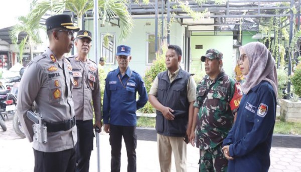Kapolres Situbondo Tinjau Langsung Rekapitulasi Pemilu 2024