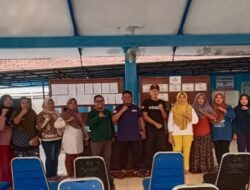 Pemerintah Desa Kotakan Berikan Honor Linmas yang Tertunda