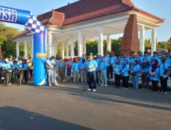 Antusiasme 1.500 Peserta Gowes Bareng Bung Karna, Peringatan HUT RI dan Harjakasi di Situbondo Sukses Digelar