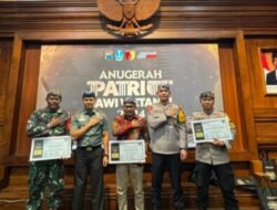Babinsa Koramil 0823-06 Kendit Raih Penghargaan Prestisius di Ajang Patriot Jawi Wetan II 2024