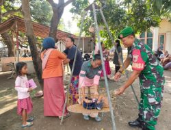 Babinsa Koramil 0823/03 Kapongan Sinergi Tingkatkan Kesehatan Ibu dan Anak di Desa Gebangan