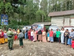 Komunitas Jeep Bondowoso dan Perhutani Gelar Bakti Sosial Umtul Warga Terdampak Erupsi Gunung Raung