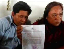 Brutal! Puluhan Orang Misterius Keroyok Pengusaha Rental Mobil Di Gresik, Korban Luka Parah