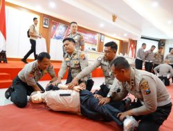 Polres Situbondo Gandeng IDI Latih Personel Kemampuan Basic Life Support