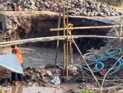 Pembangunan Jembatan di Patek Duwet Disorot, Material Batu Diduga Bermasalah