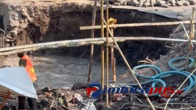 Pembangunan Jembatan di Patek Duwet Disorot, Material Batu Diduga Bermasalah